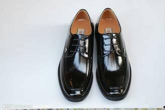 成人镂空皮鞋图片欣赏视频,成人镂空皮鞋图片赏析