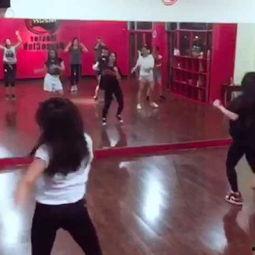 成人跳舞视频直播,成人舞蹈风采瞬间捕捉