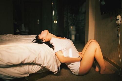 夜间梅成人A片视频